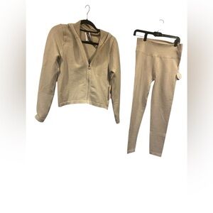 Vuori Tan Women's Zip Hoodie and Leggings Set